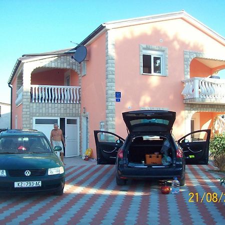 Apartments With A Parking Space Vir - 17422 Extérieur photo