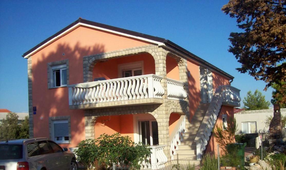 Apartments With A Parking Space Vir - 17422 Extérieur photo